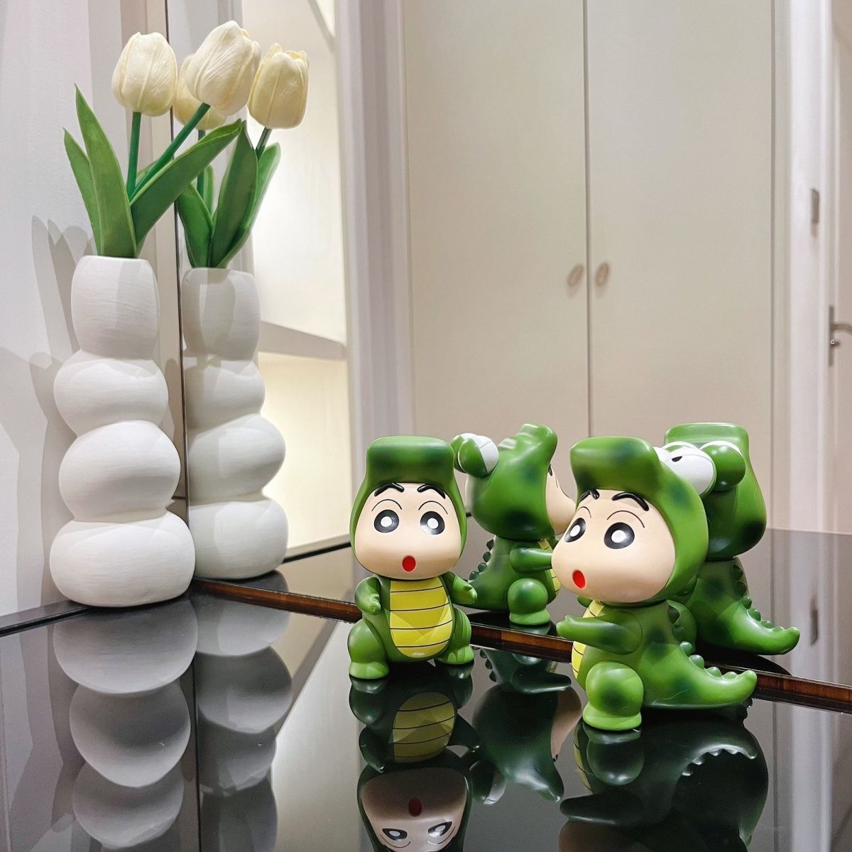 Crayon Shin-chan Figur im nied – Home Office Design Bewertung und Preis